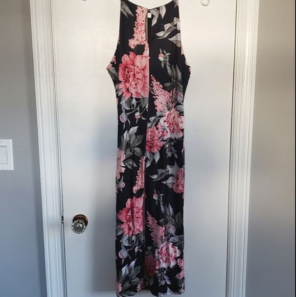 Floral Body Con Dress - Picture 3 of 3